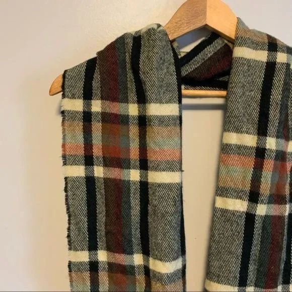 J crew tan red black plaid scarf for fall winter 100% acrylic one size long - Picture 5 of 6